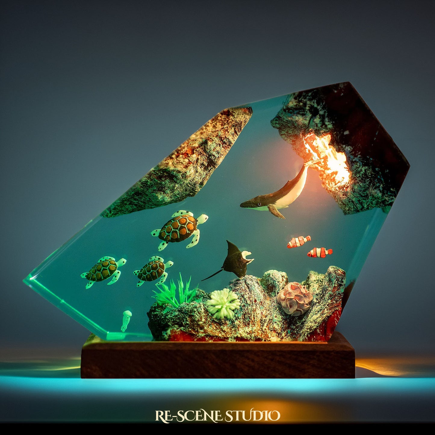 Humpback Whale & Sea Turtle Reef Resin Lamp