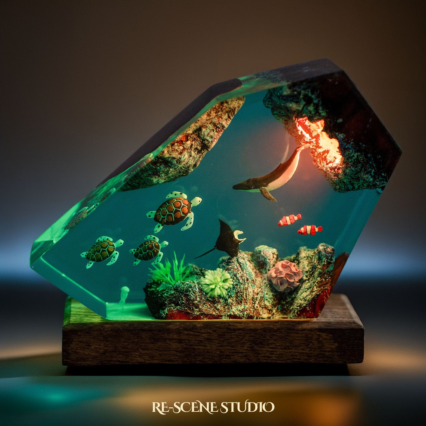Humpback Whale & Turtle Reef Resin Lamp