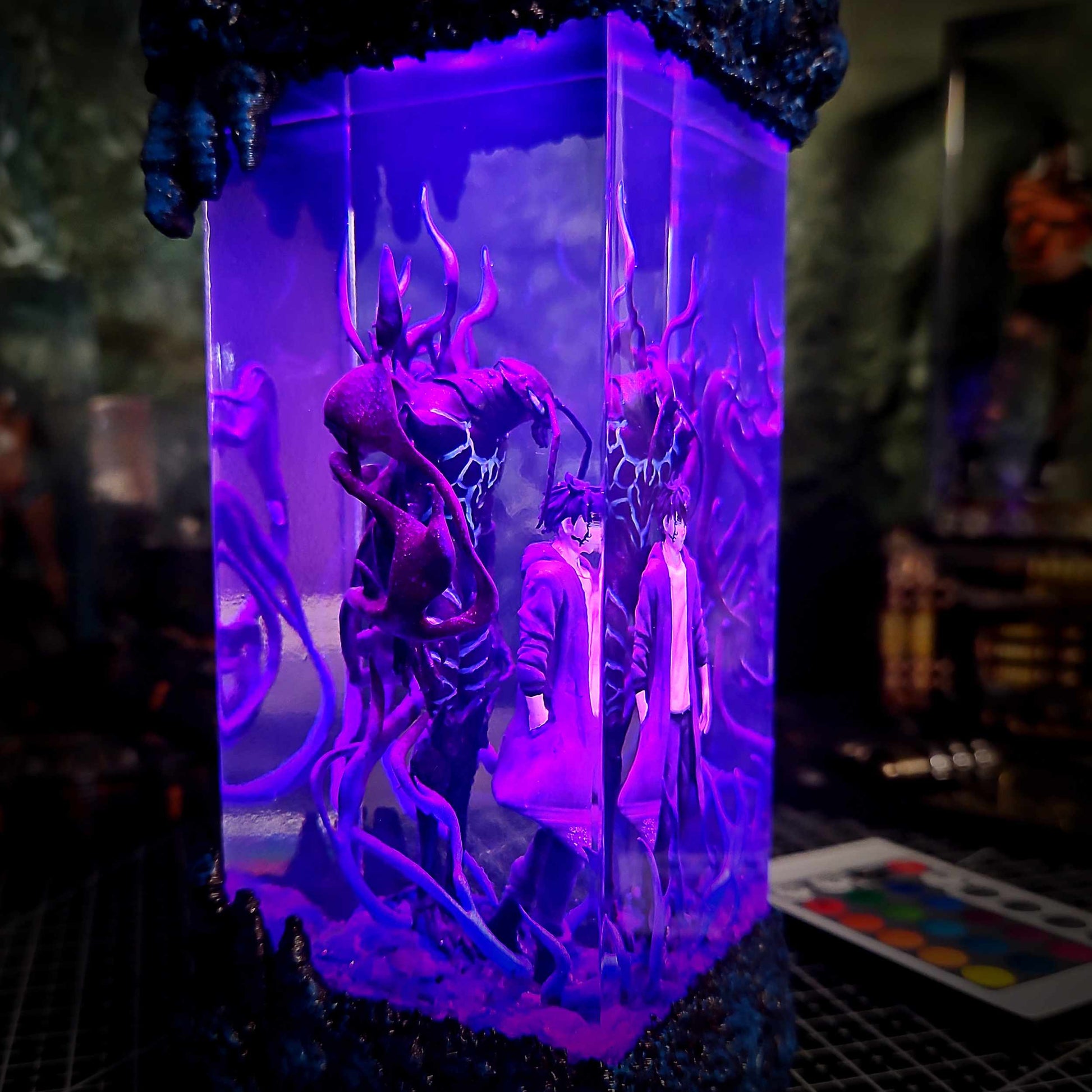 Sung Jin Woo Resin Lamp V2 - Solo Leveling Multicolor / Size M – Handmade Epoxy Resin Lamp by Rescene Studio | Rescene Studio