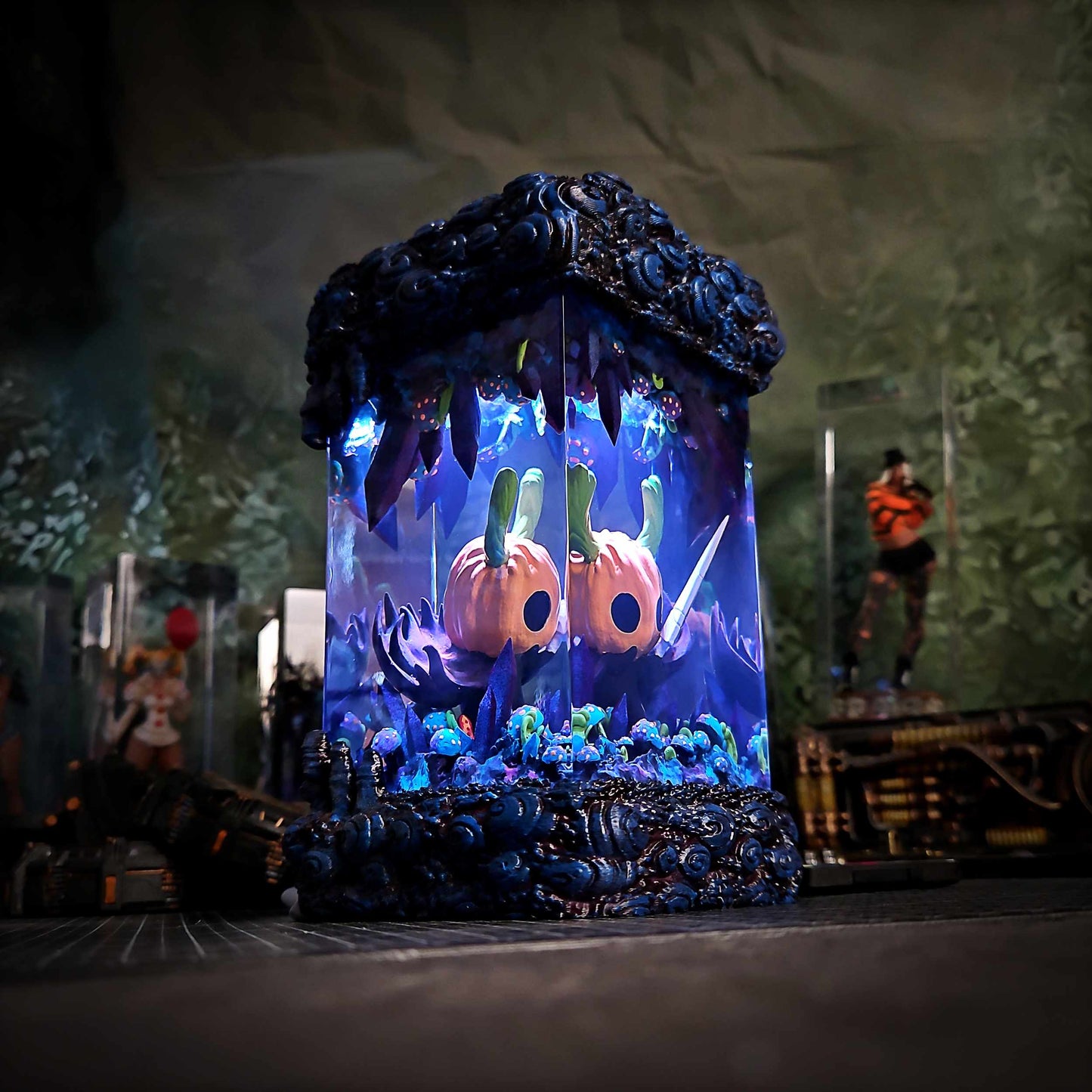 Hollow Knight Halloween Resin Lamp - Hollow Knight Multicolor / Size M – Handmade Resin Lamp by Rescene Studio | Rescene Studio