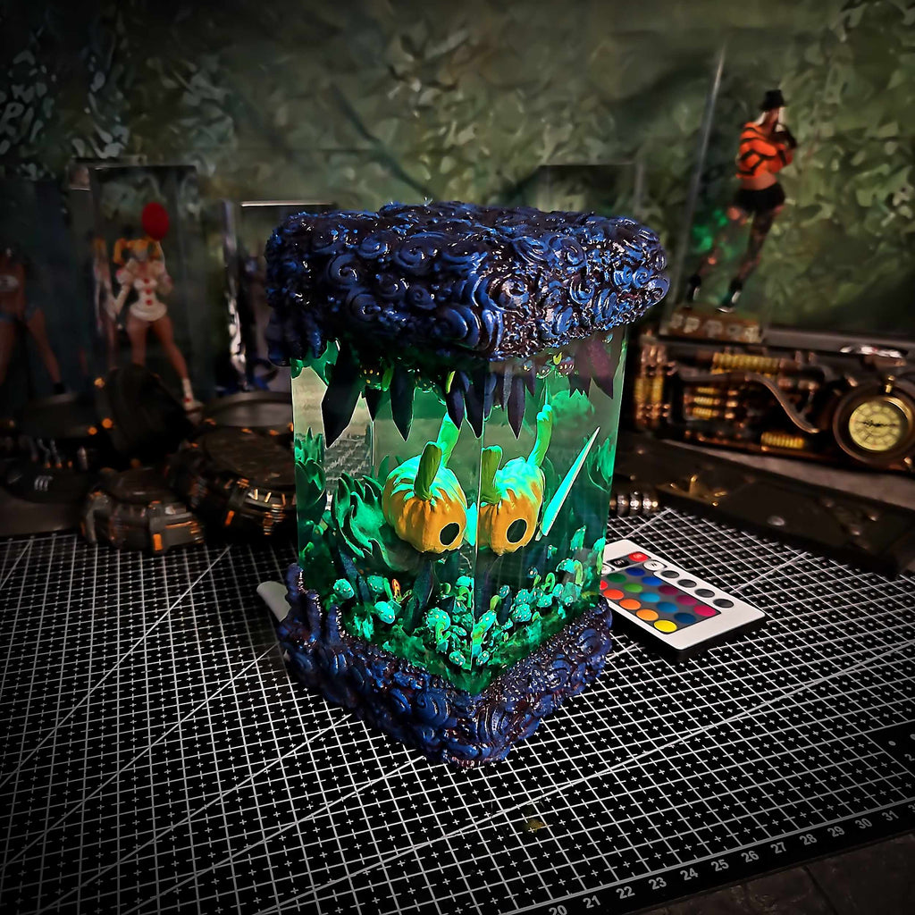 Hollow Knight Halloween Resin Lamp - Hollow Knight Multicolor / Size M – Handmade Epoxy Resin Lamp by Rescene Studio | Rescene Studio