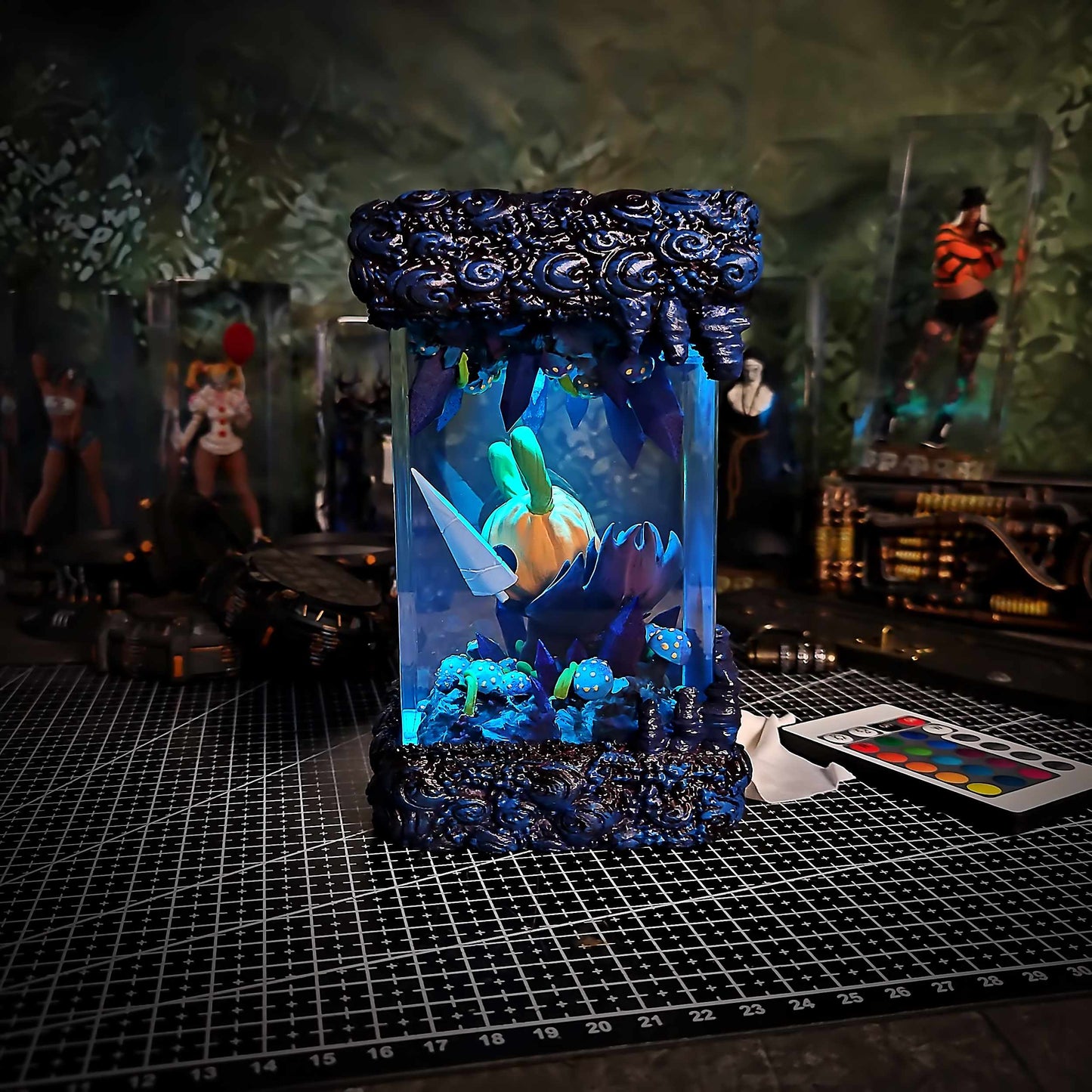 Hollow Knight Halloween Resin Lamp - Hollow Knight Multicolor / Size M – Handmade Resin Lamp by Rescene Studio | Rescene Studio