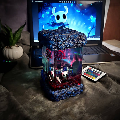 The Knight Resin Epoxy Lamp V1 – Hollow Knight Multicolor / Size M – Handmade Resin Lamp by Rescene Studio | Rescene Studio