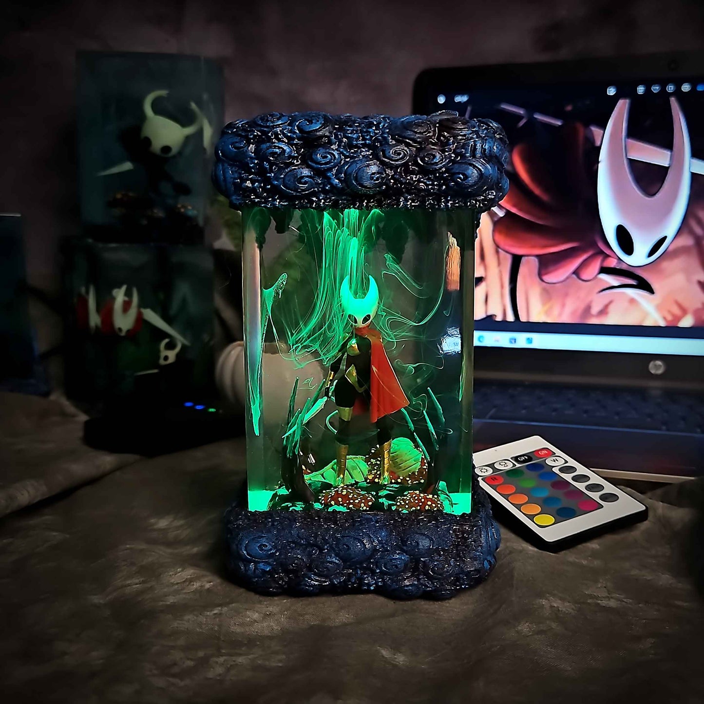 Hornet Resin Lamp – Hollow Knight Multicolor / Size M – Handmade Resin Lamp by Rescene Studio | Rescene Studio