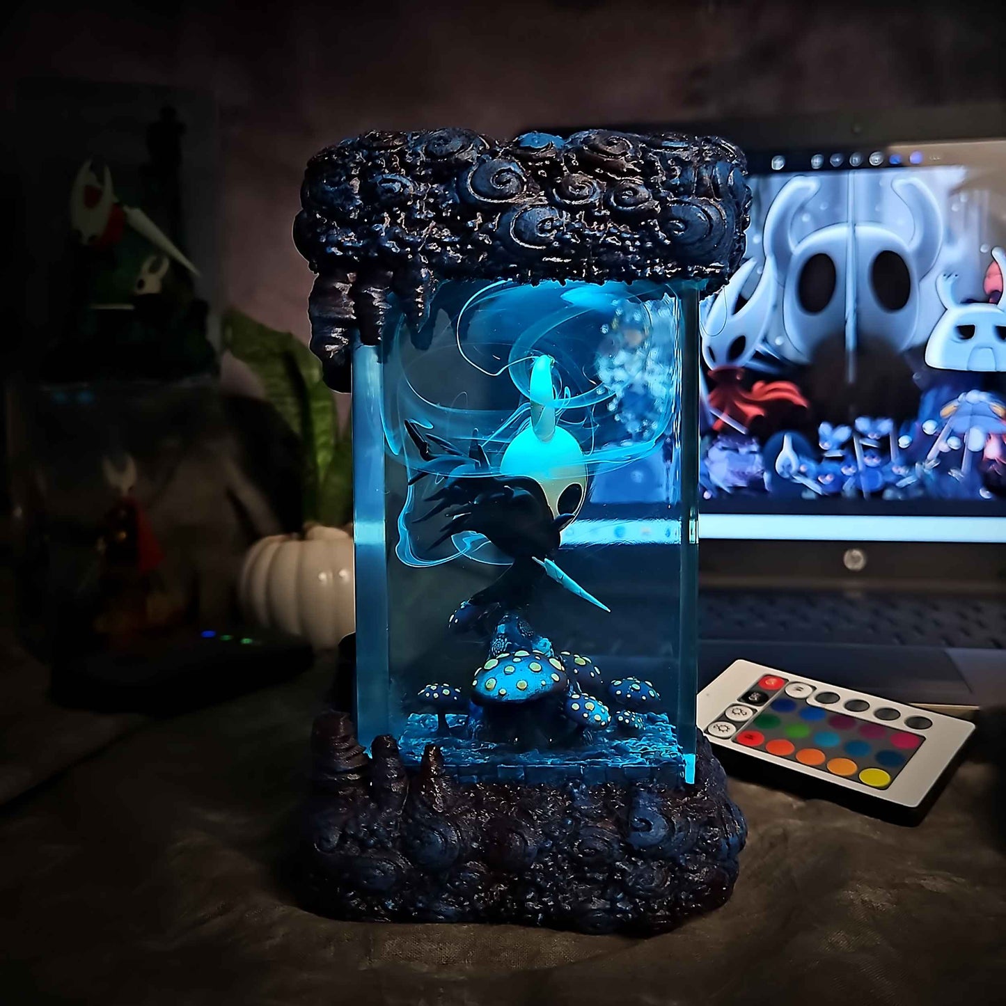 The Knight Resin Lamp V2 – Hollow Knight Multicolor / Size M – Handmade Resin Lamp by Rescene Studio | Rescene Studio