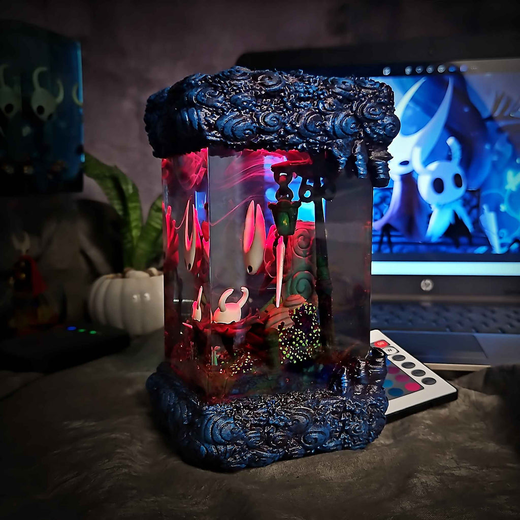 Hornet & The Knight Resin Lamp – Hollow Knight Multicolor / Size M – Handmade Epoxy Resin Lamp by Rescene Studio | Rescene Studio