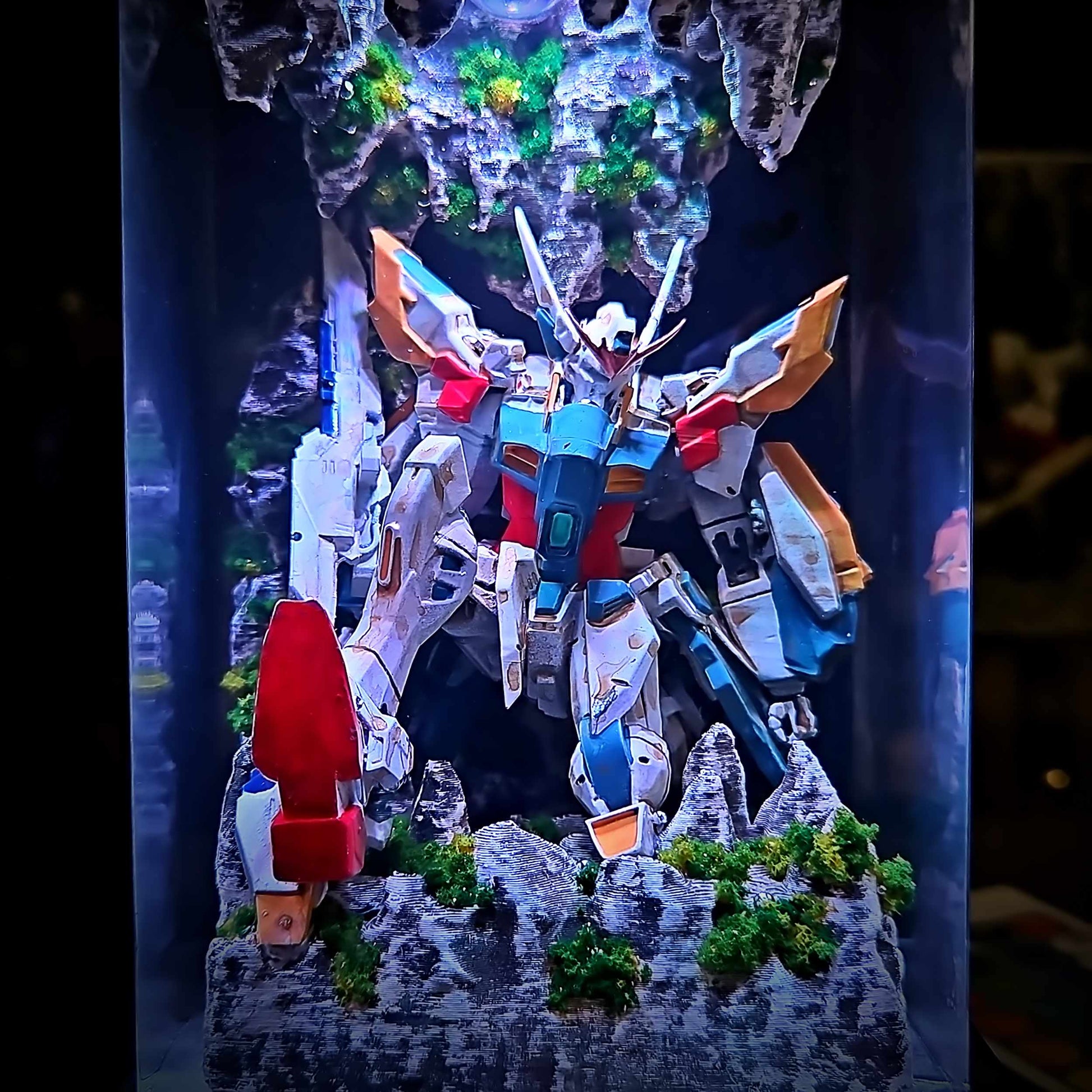 Wing Gundam Resin Lamp - Mobile Suit Gundam V2 Multicolor / Size M – Handmade Epoxy Resin Lamp by Rescene Studio | Rescene Studio