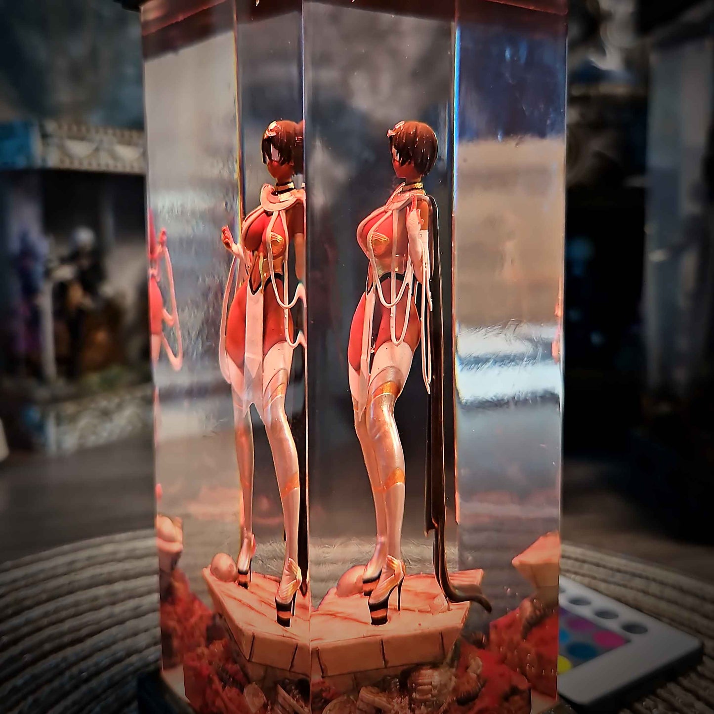 2P Resin Lamp – NieR Automata Multicolor / Size M – Handmade Resin Lamp by Rescene Studio | Rescene Studio