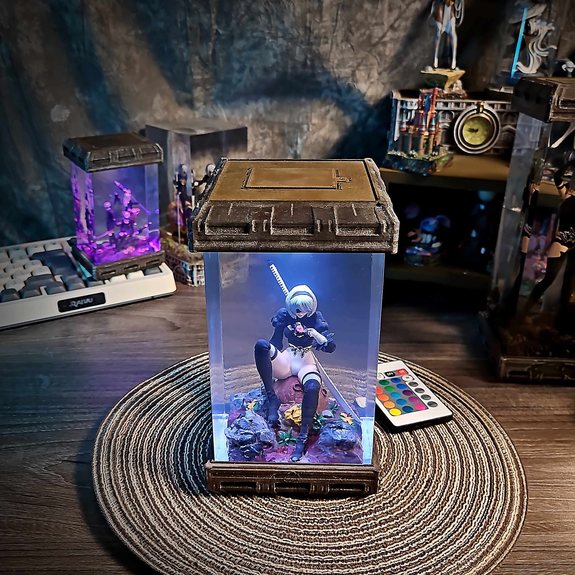 2B Resin Epoxy Lamp V2 – NieR Automata Multicolor / Size M – Handmade Epoxy Resin Lamp by Rescene Studio | Rescene Studio