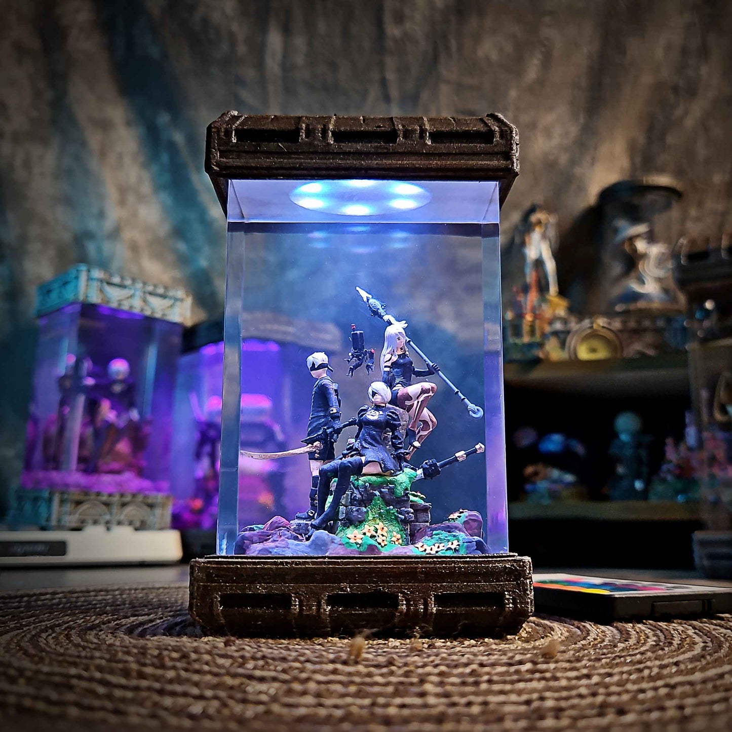 NieR Automata Diorama Resin Lamp – 2B, 9S & A2 Multicolor / Size M – Handmade Resin Lamp by Rescene Studio | Rescene Studio