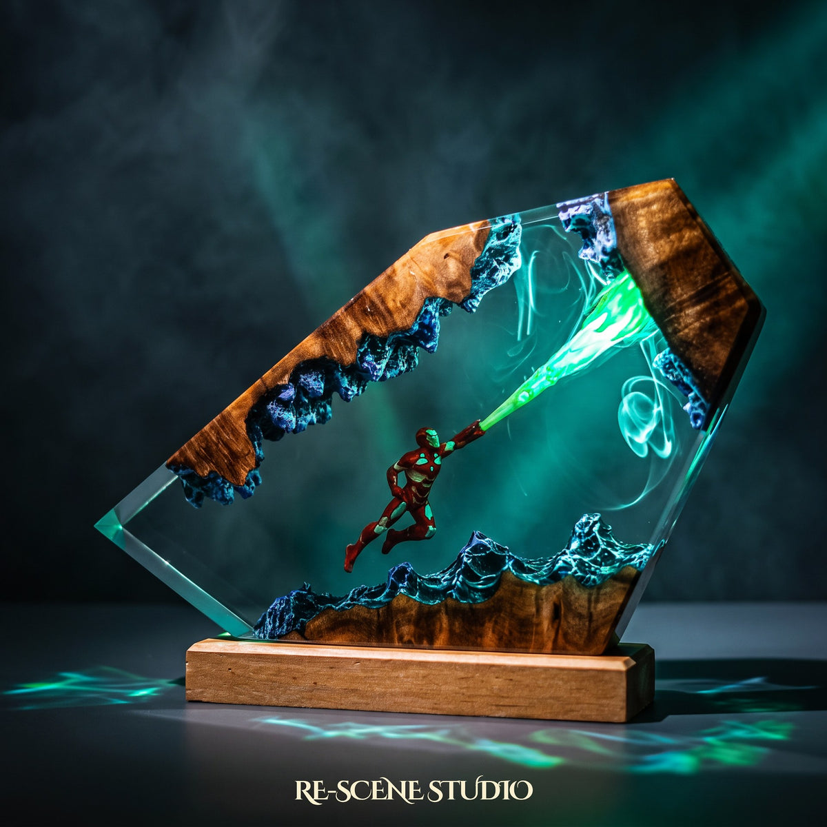 Marvel collectible: the Iron Man Resin Lamp V4, handmade on a wooden base