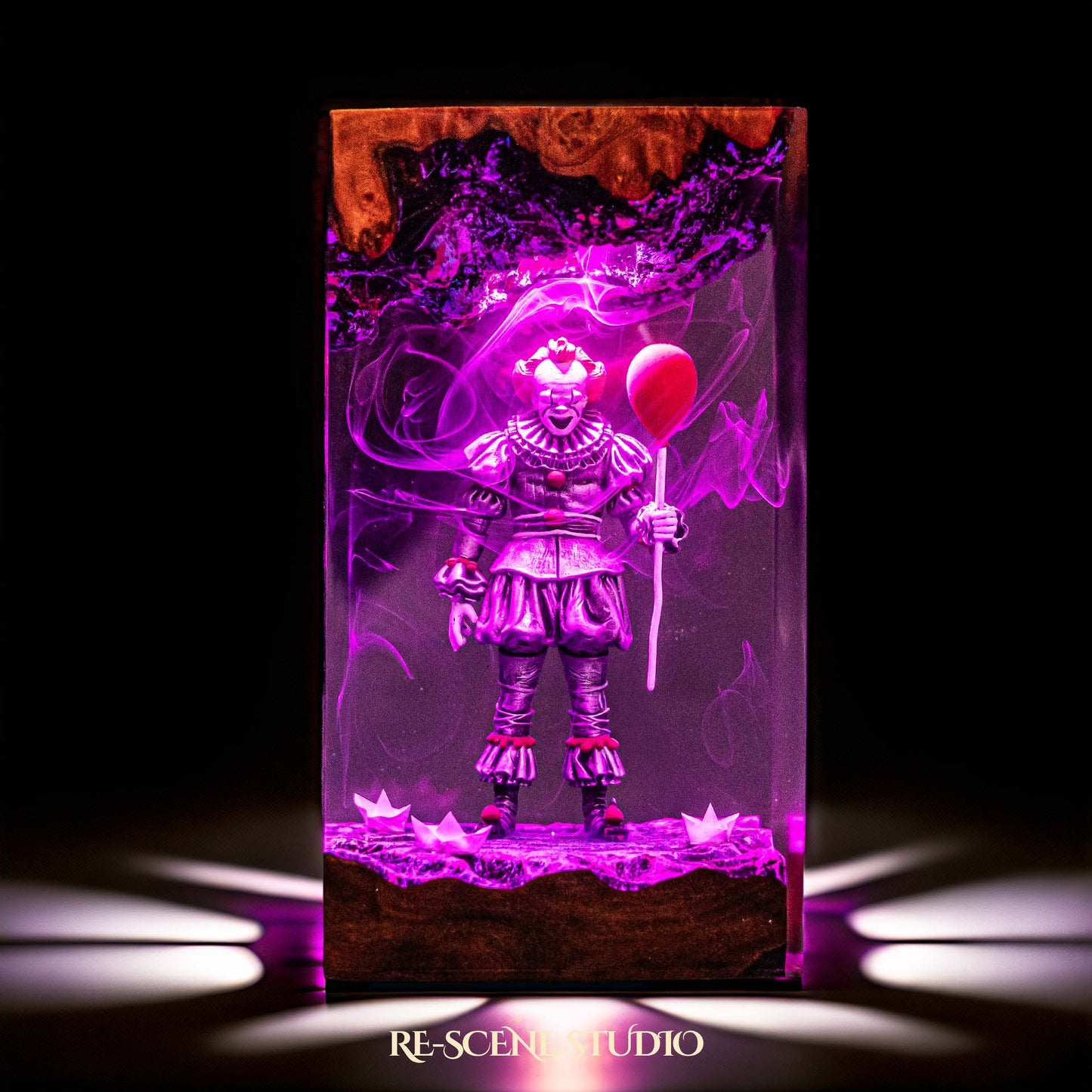 Pennywise Resin Lamp — Detailed Display | Premium 3D Resin Diorama with RGB Color-Changing Light