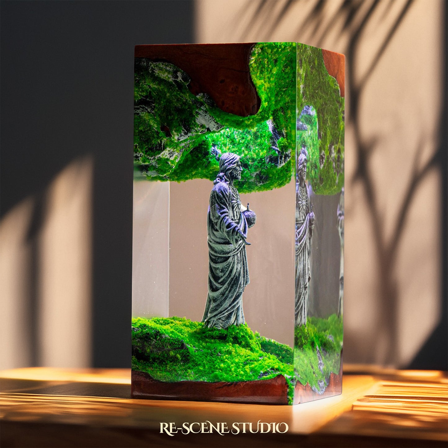 Jesus Resin Epoxy Lamp Multicolor / Size M: 7 x 13 x 7 (cm) – Handmade Resin Lamp by Rescene Studio | Rescene Studio