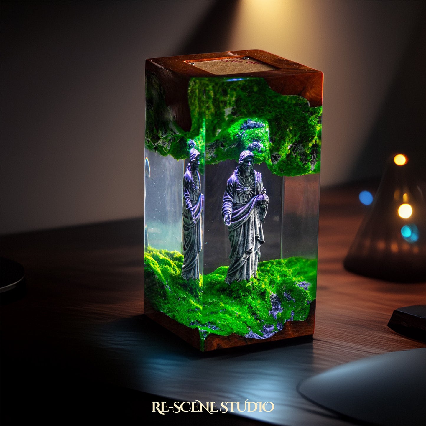 Jesus Resin Epoxy Lamp Multicolor / Size M: 7 x 13 x 7 (cm) – Handmade Resin Lamp by Rescene Studio | Rescene Studio