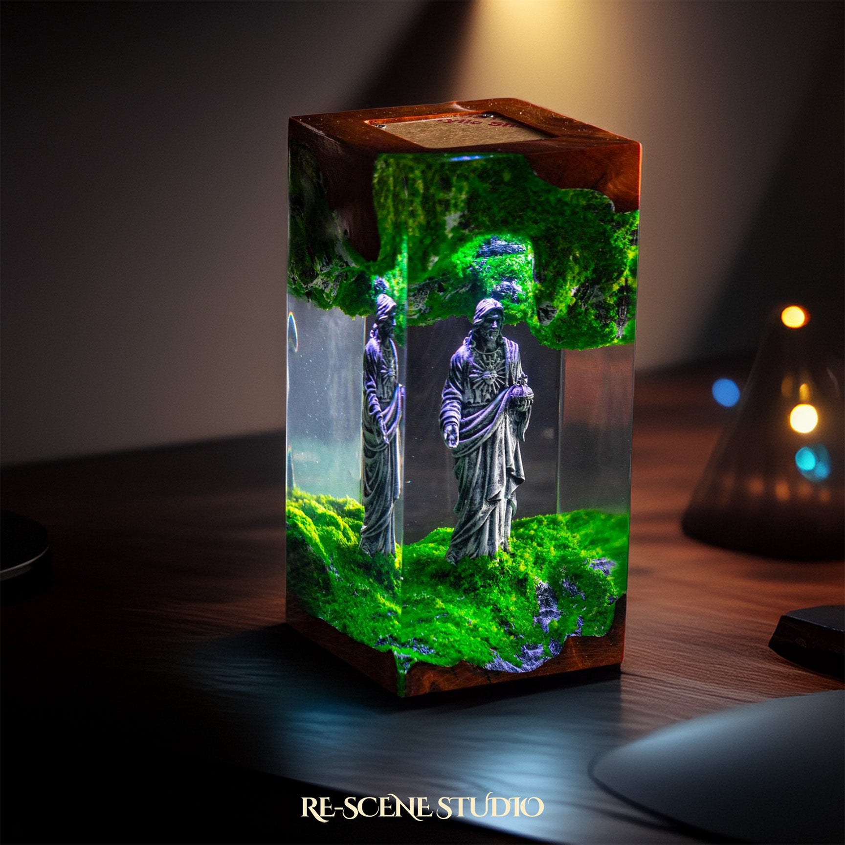 Jesus Resin Epoxy Lamp Multicolor / Size M: 7 x 13 x 7 (cm) – Handmade Epoxy Resin Lamp by Rescene Studio | Rescene Studio
