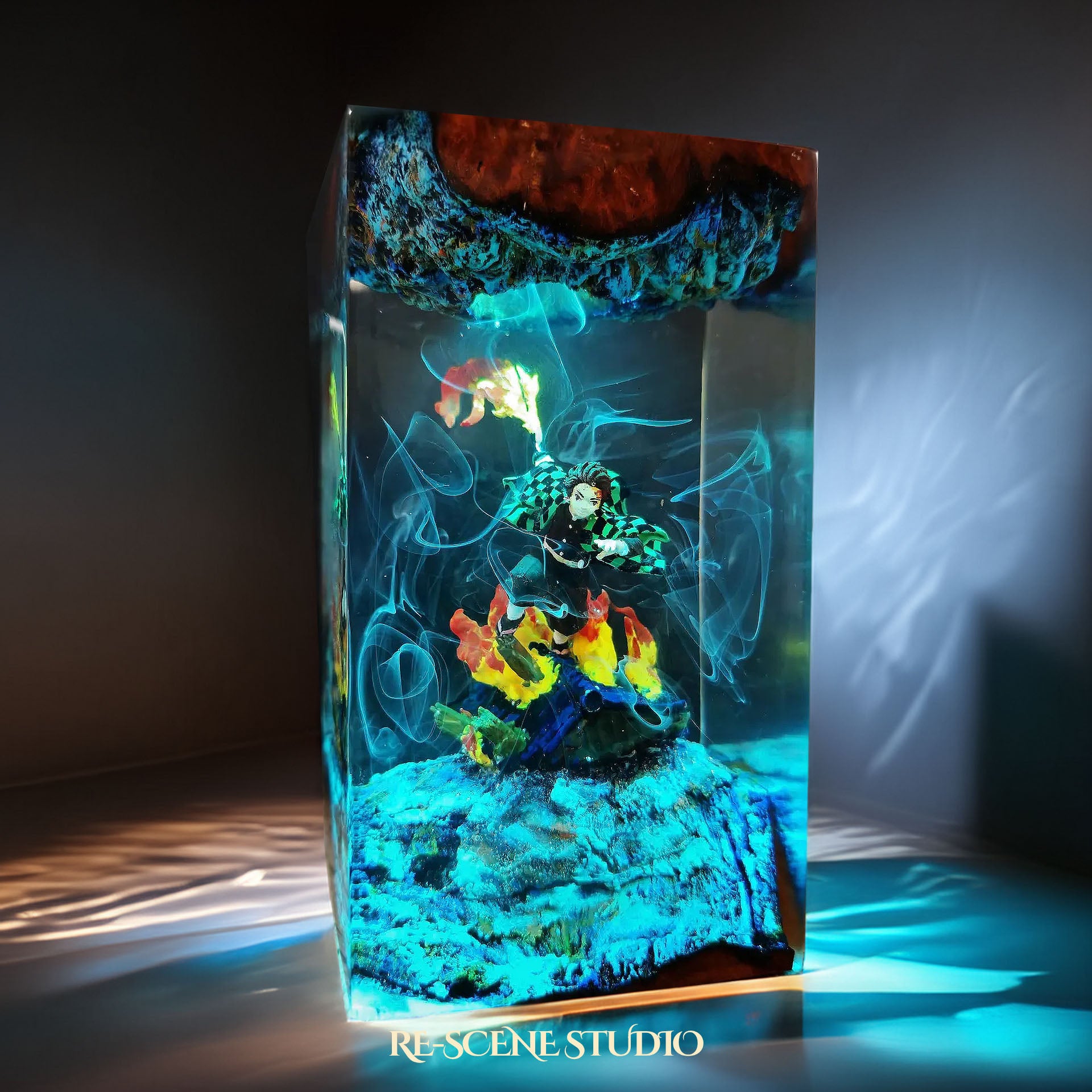 Tanjiro Resin Lamp - Demon Slayer Multicolor / Size M – Handmade Epoxy Resin Lamp by Rescene Studio | Rescene Studio