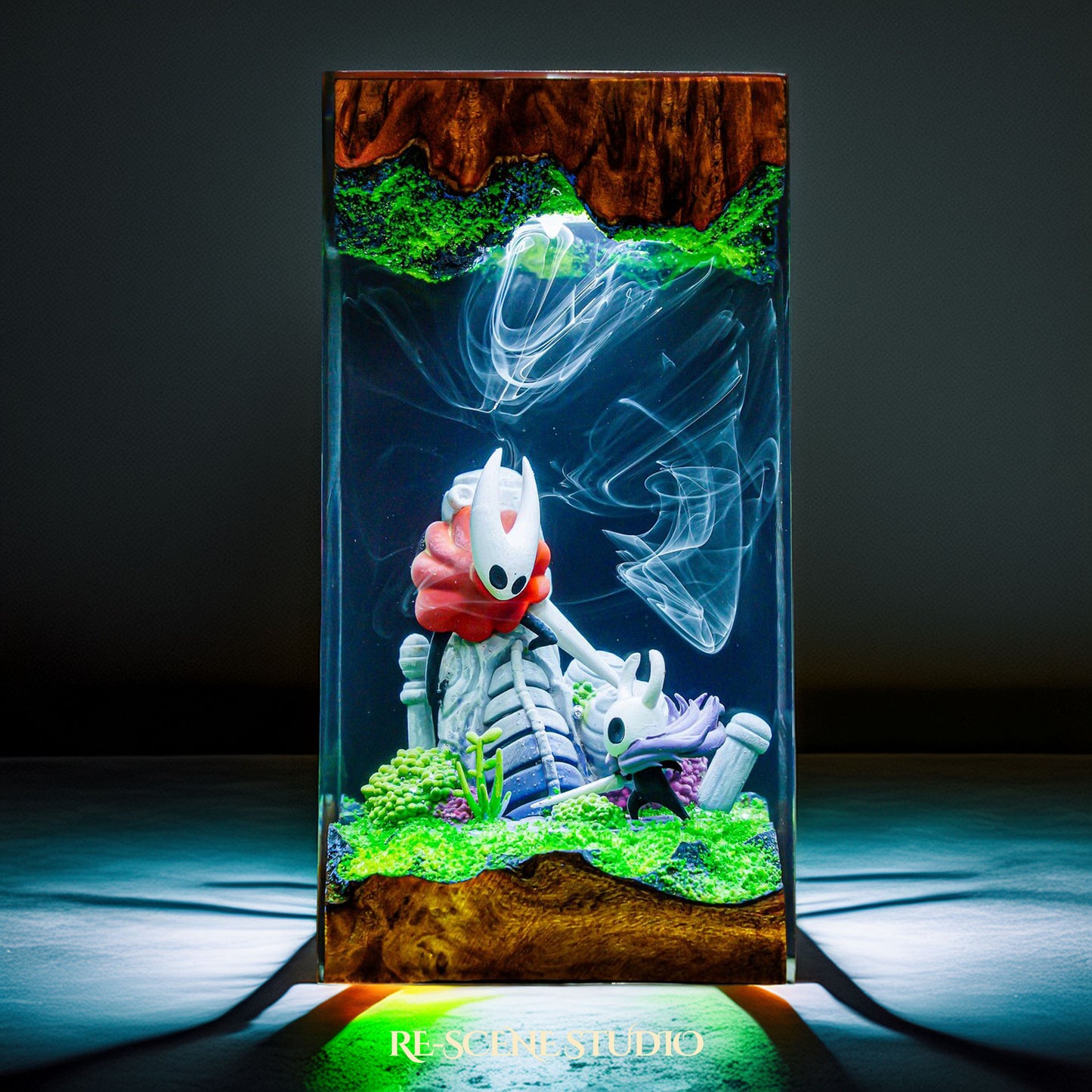 Knight & Hornet Resin Lamp - Hollow Knight