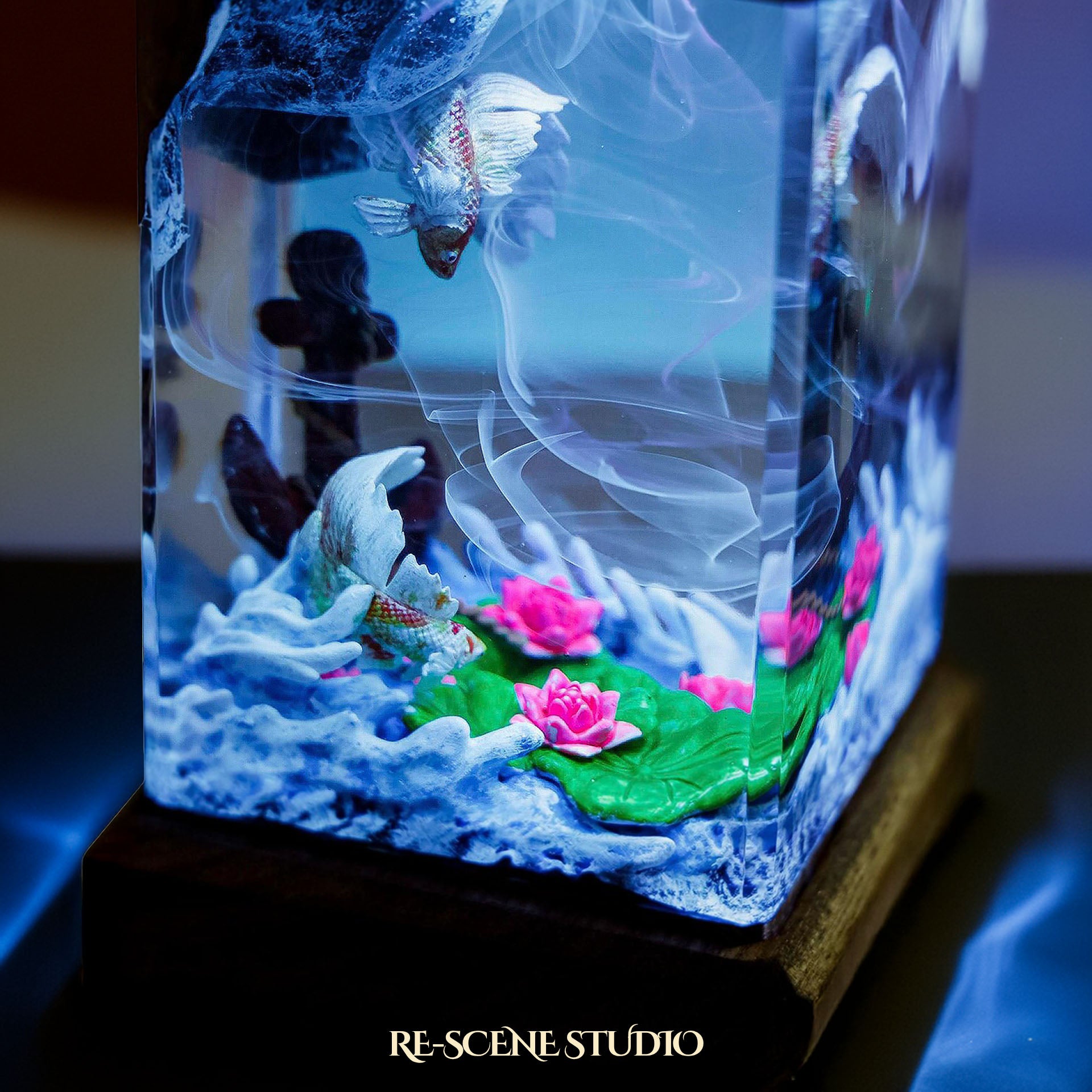 Koi Fish Resin Epoxy Lamp Multicolor / Size M: 6 x 6 x 12 (cm) – Handmade Epoxy Resin Lamp by Rescene Studio | Rescene Studio