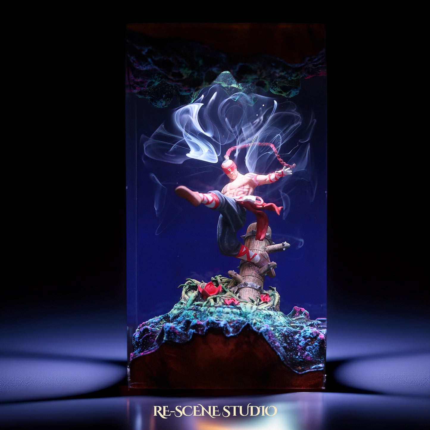 L.ee S.in Resin Lamp — Handcrafted Epoxy Resin LED Lamp | Unique Ambient Decor & Collector's Gift