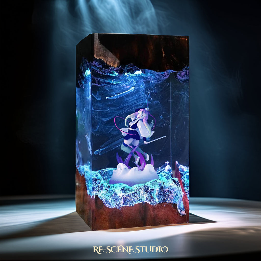 Mitsuri Resin Lamp 02 – Demon Slayer Multicolor / Size M: 7 x 13 x 7 (cm) – Handmade Epoxy Resin Lamp by Rescene Studio | Rescene Studio