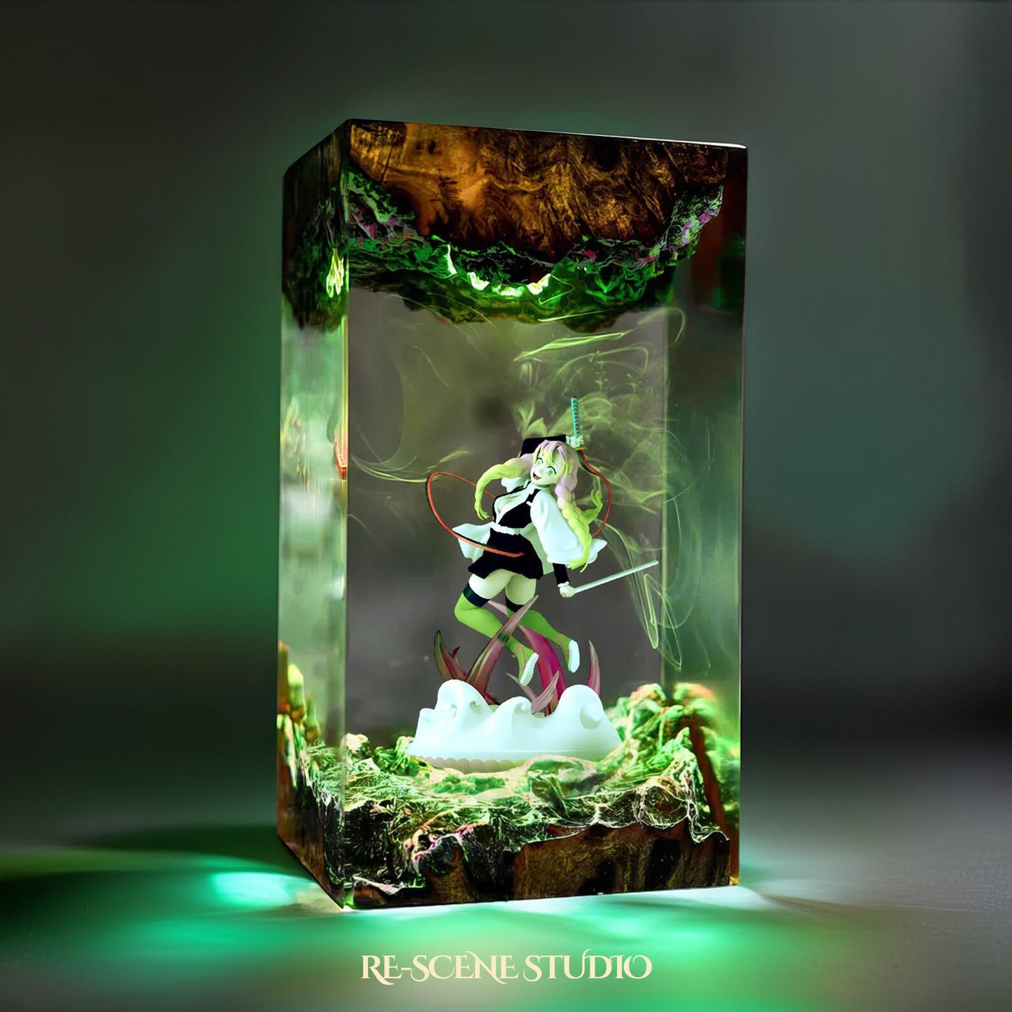 Mitsuri Resin Lamp 02 – Demon Slayer Multicolor / Size M: 7 x 13 x 7 (cm) – Handmade Resin Lamp by Rescene Studio | Rescene Studio