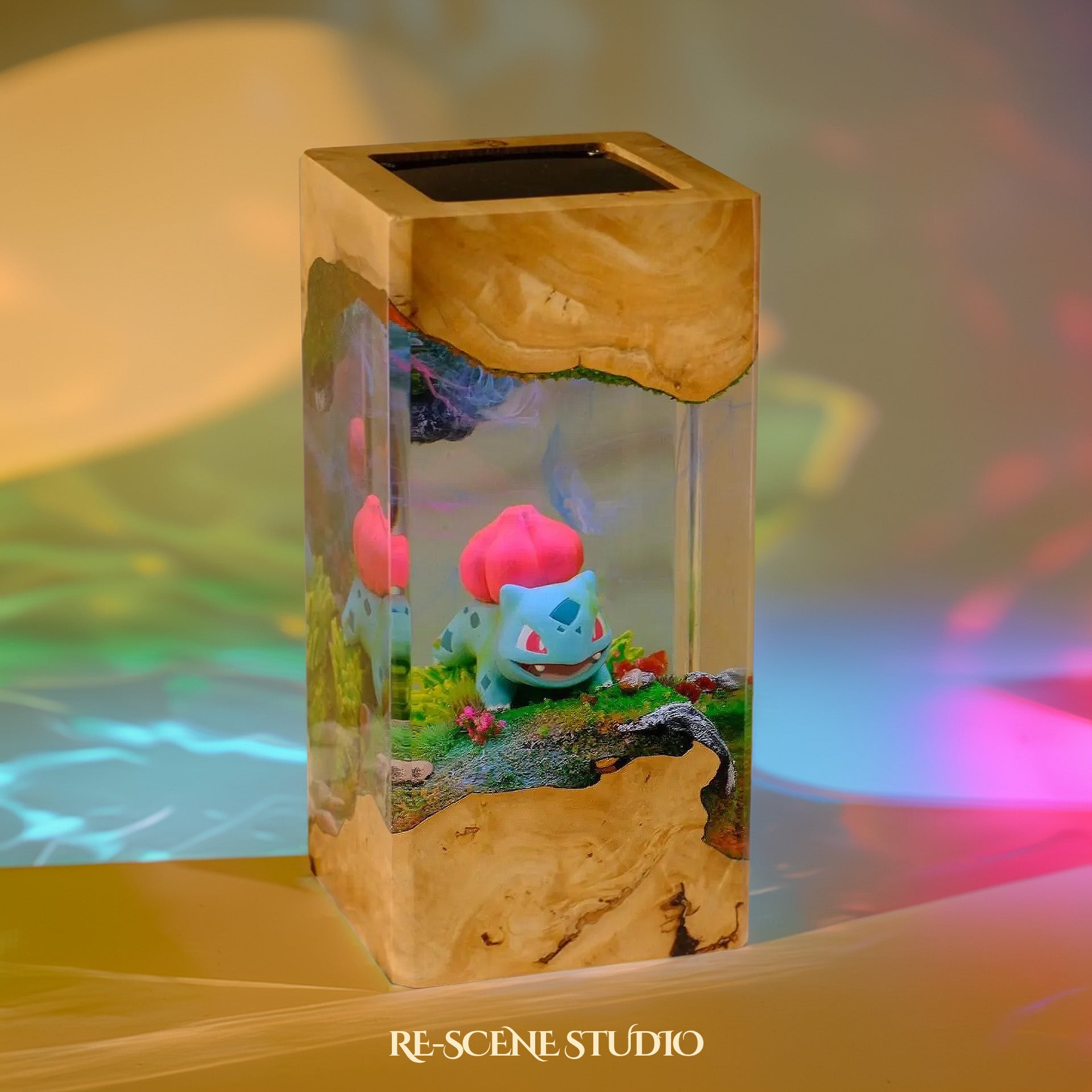 Bulbasaur Resin Epoxy Lamp Multicolor / Size XL: 8.5 x 8.5 x 16 (cm) – Handmade Epoxy Resin Lamp by Rescene Studio | Rescene Studio