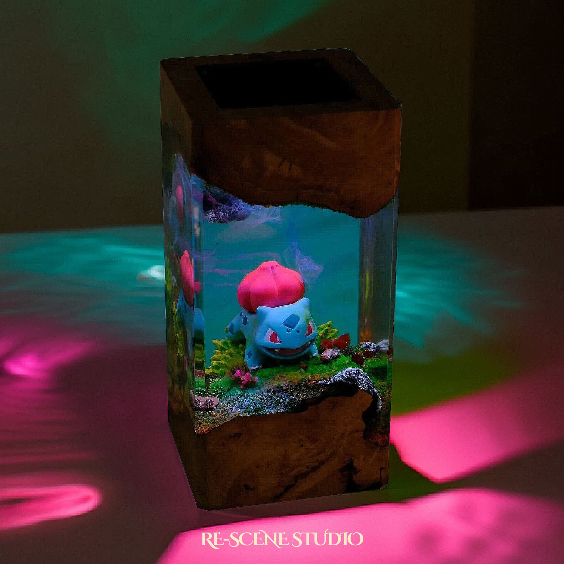 Bulbasaur Resin Epoxy Lamp Multicolor / Size XL: 8.5 x 8.5 x 16 (cm) – Handmade Epoxy Resin Lamp by Rescene Studio | Rescene Studio