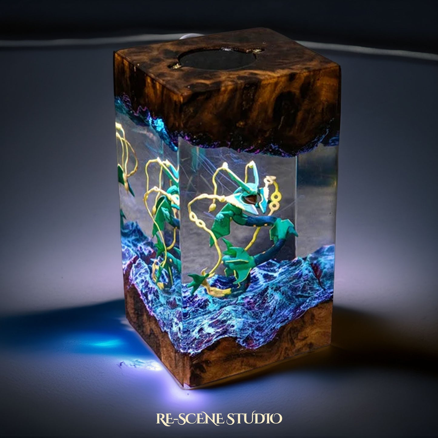 Sky Serpent Dragon Resin Lamp — Handcrafted Epoxy Resin LED Lamp | Unique Ambient Decor & Collector's Gift