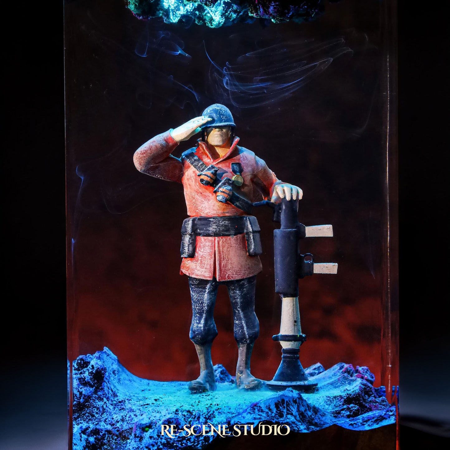 Red Soldier Resin Lamp - Team Fortress 2