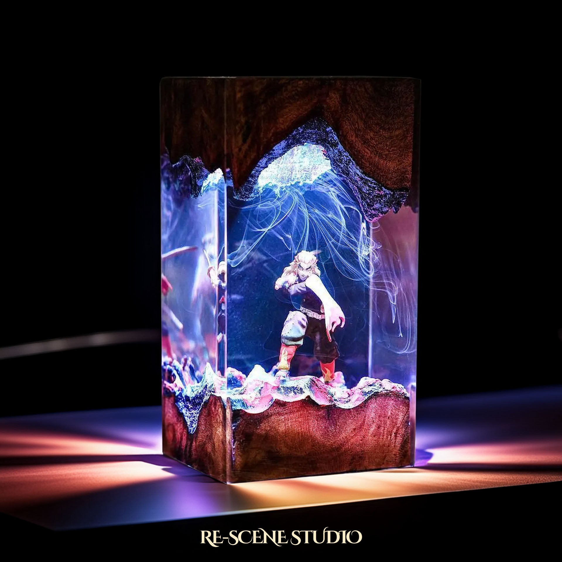 Rengoku Resin Lamp 01 - Demon Slayer Multicolor / Size M: 7 x 13 x 7 (cm) – Handmade Epoxy Resin Lamp by Rescene Studio | Rescene Studio
