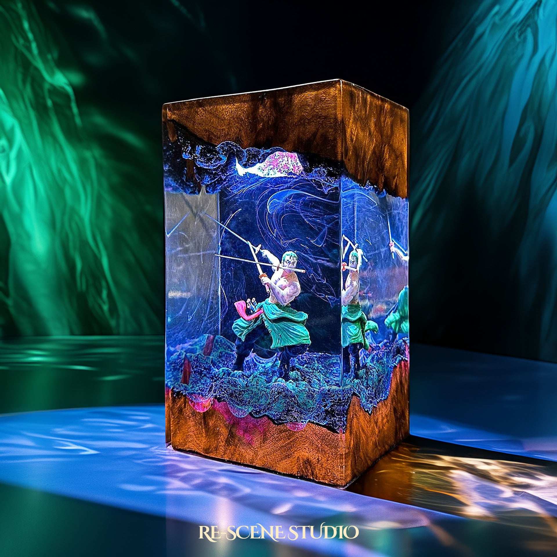 Roronoa Zoro Resin Lamp - One Piece Multicolor / Size M – Handmade Epoxy Resin Lamp by Rescene Studio | Rescene Studio