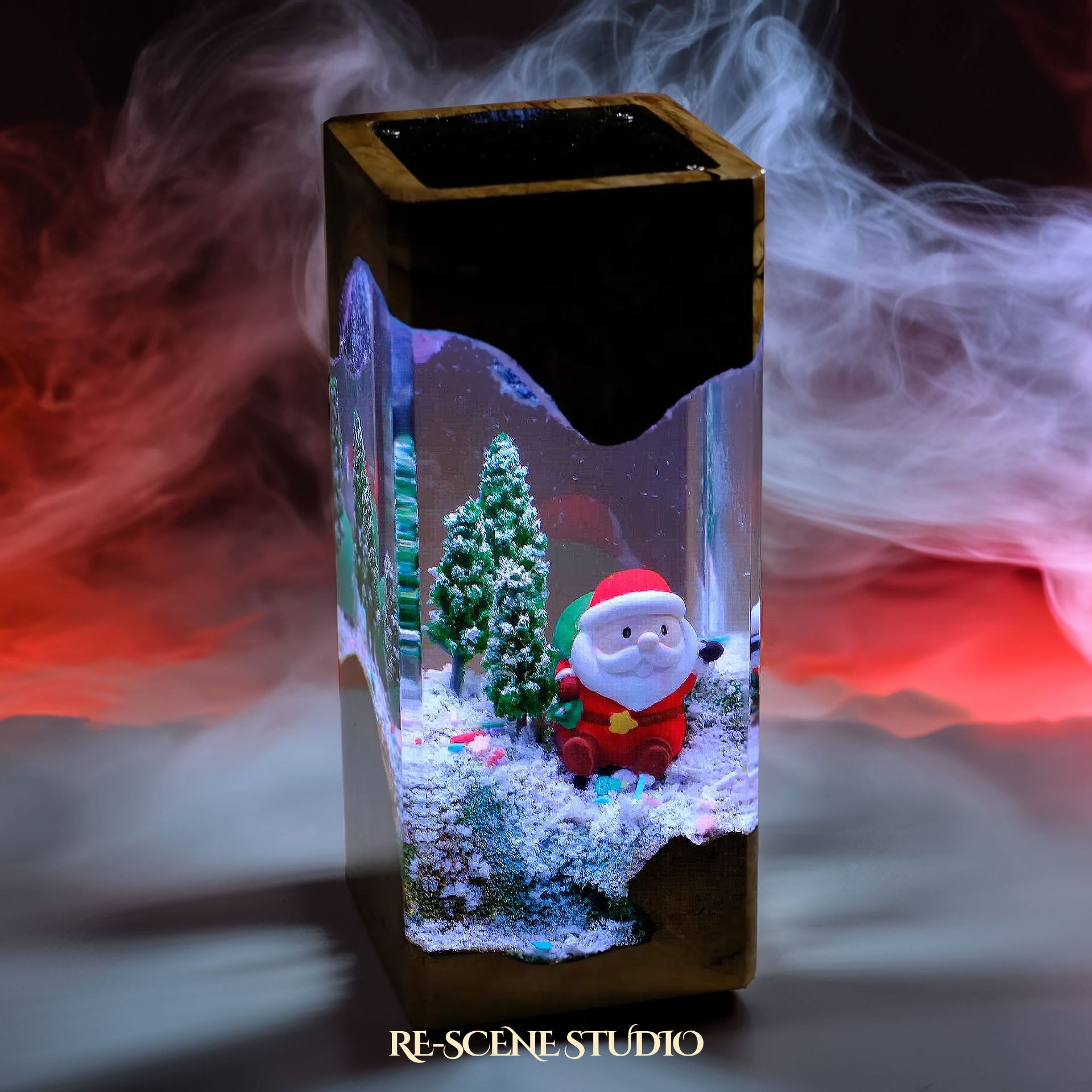 Santa Claus Resin Epoxy Lamp Multicolor / Size XL: 8.5 x 8.5 x 16 (cm) – Handmade Epoxy Resin Lamp by Rescene Studio | Rescene Studio