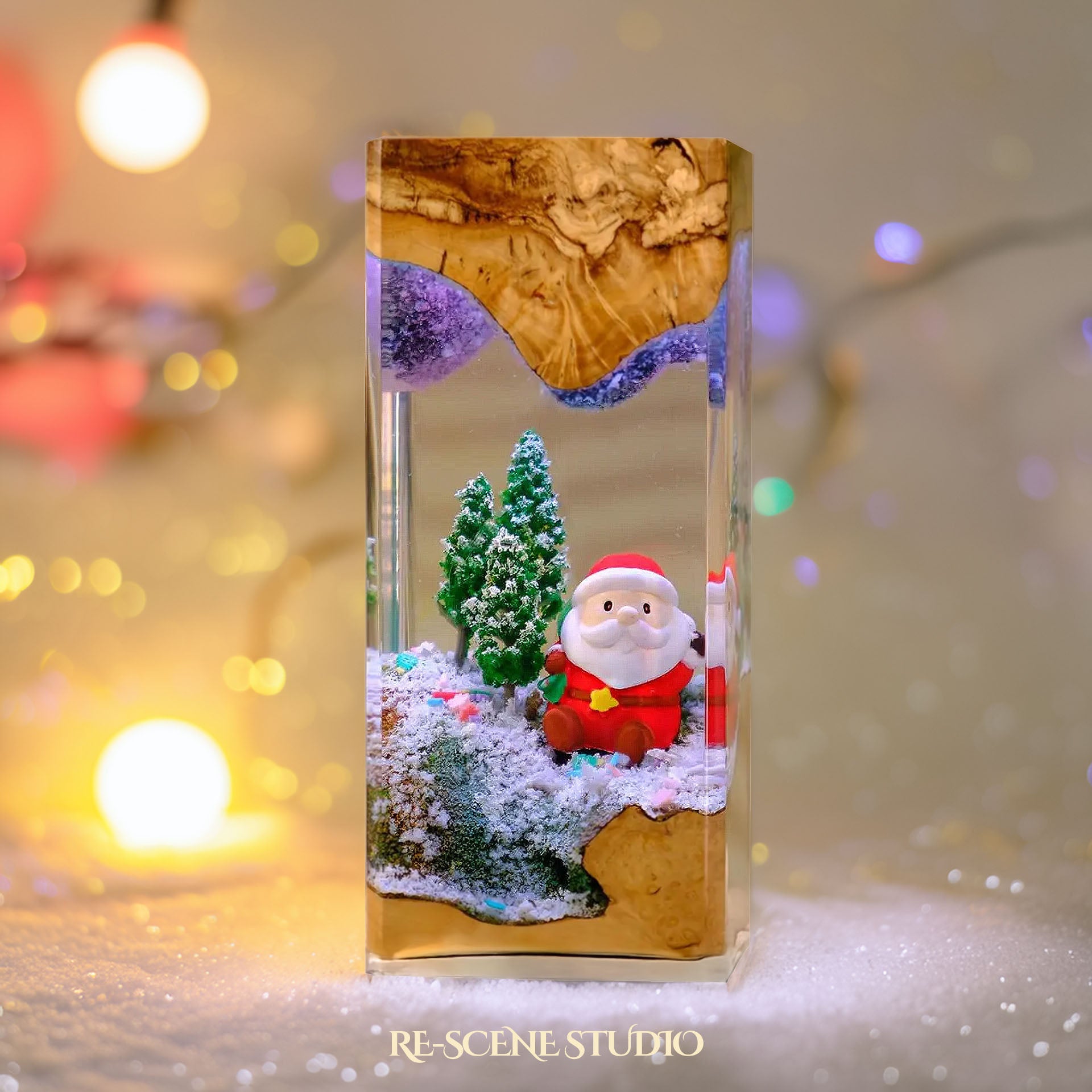 Santa Claus Resin Epoxy Lamp Multicolor / Size XL: 8.5 x 8.5 x 16 (cm) – Handmade Epoxy Resin Lamp by Rescene Studio | Rescene Studio