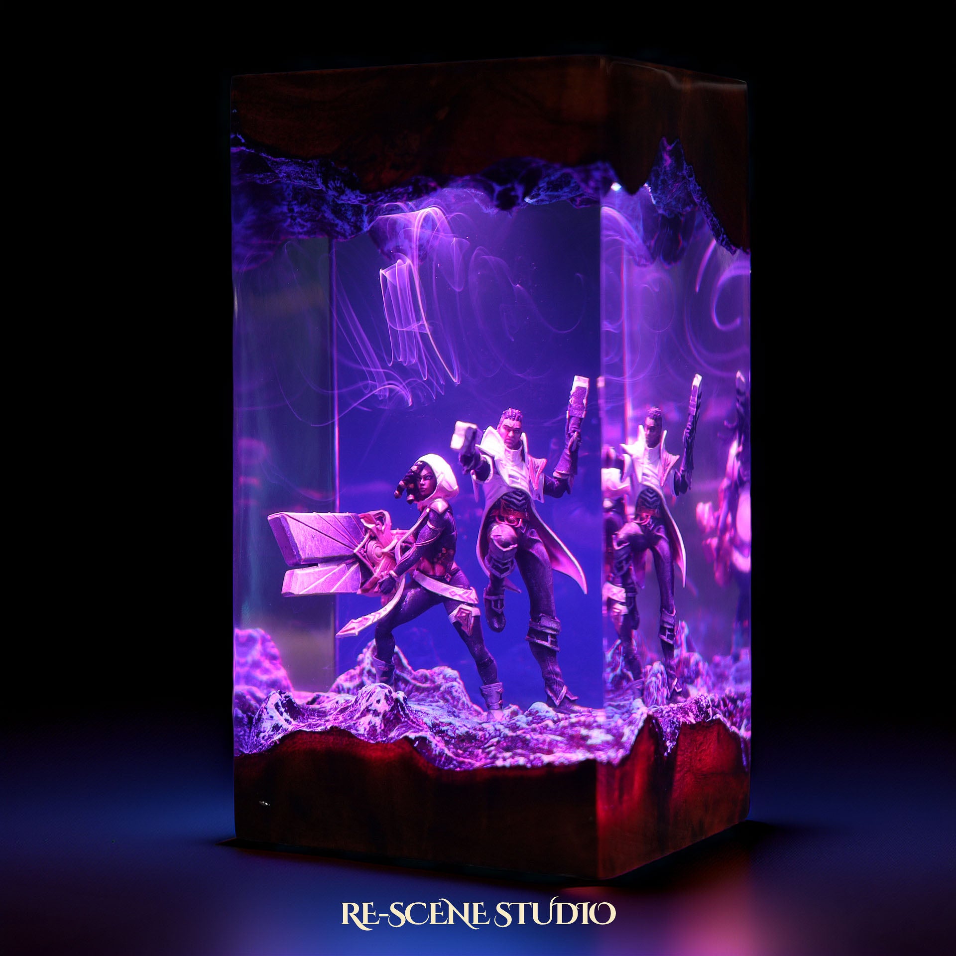 S.enna & L.ucian Resin Lamp — Handcrafted Epoxy Resin LED Lamp | Unique Ambient Decor & Collector's Gift