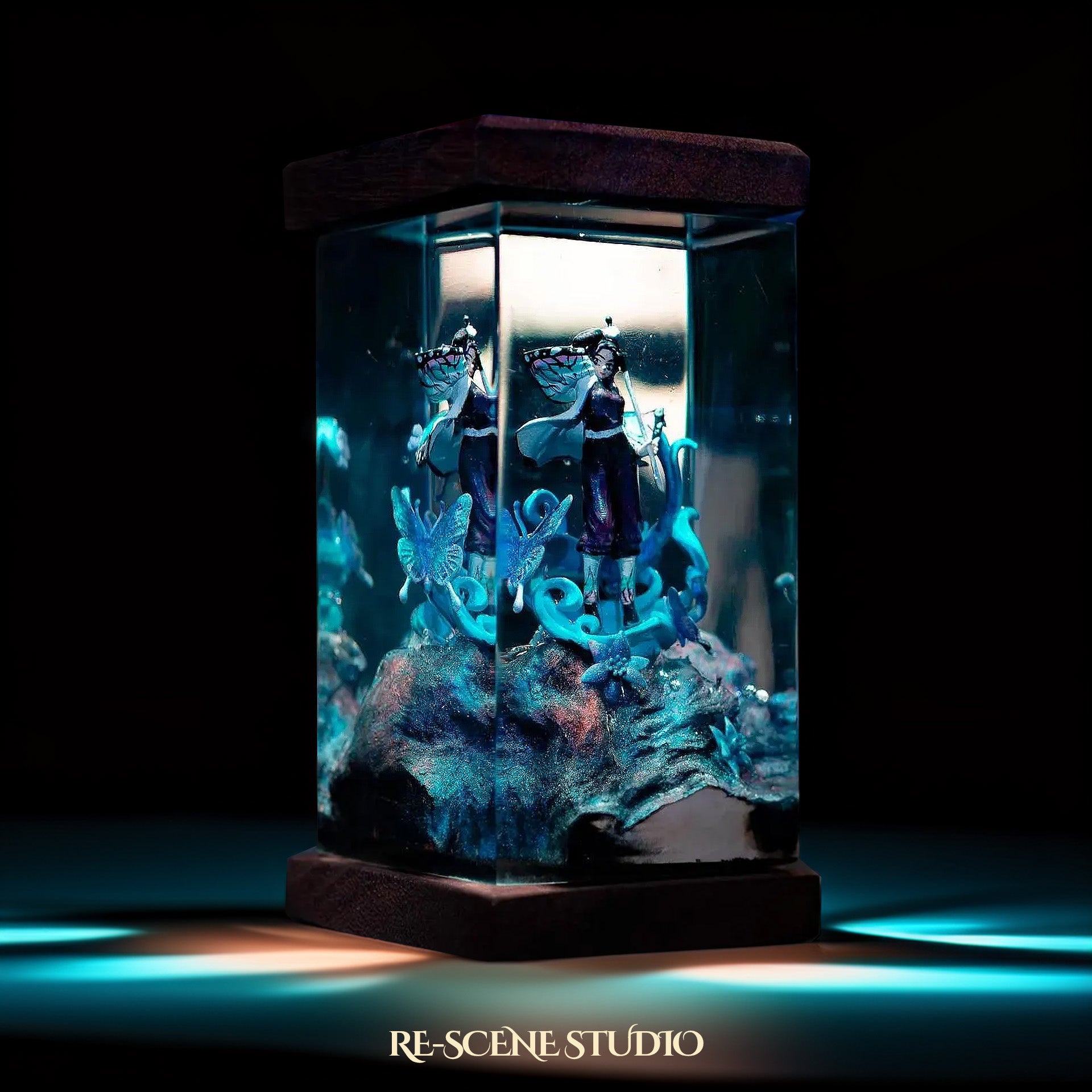 Shinobu Resin Lamp 1 - Demon Slayer Multicolor / Size M: 6 x 6 x 12 (cm) – Handmade Epoxy Resin Lamp by Rescene Studio | Rescene Studio