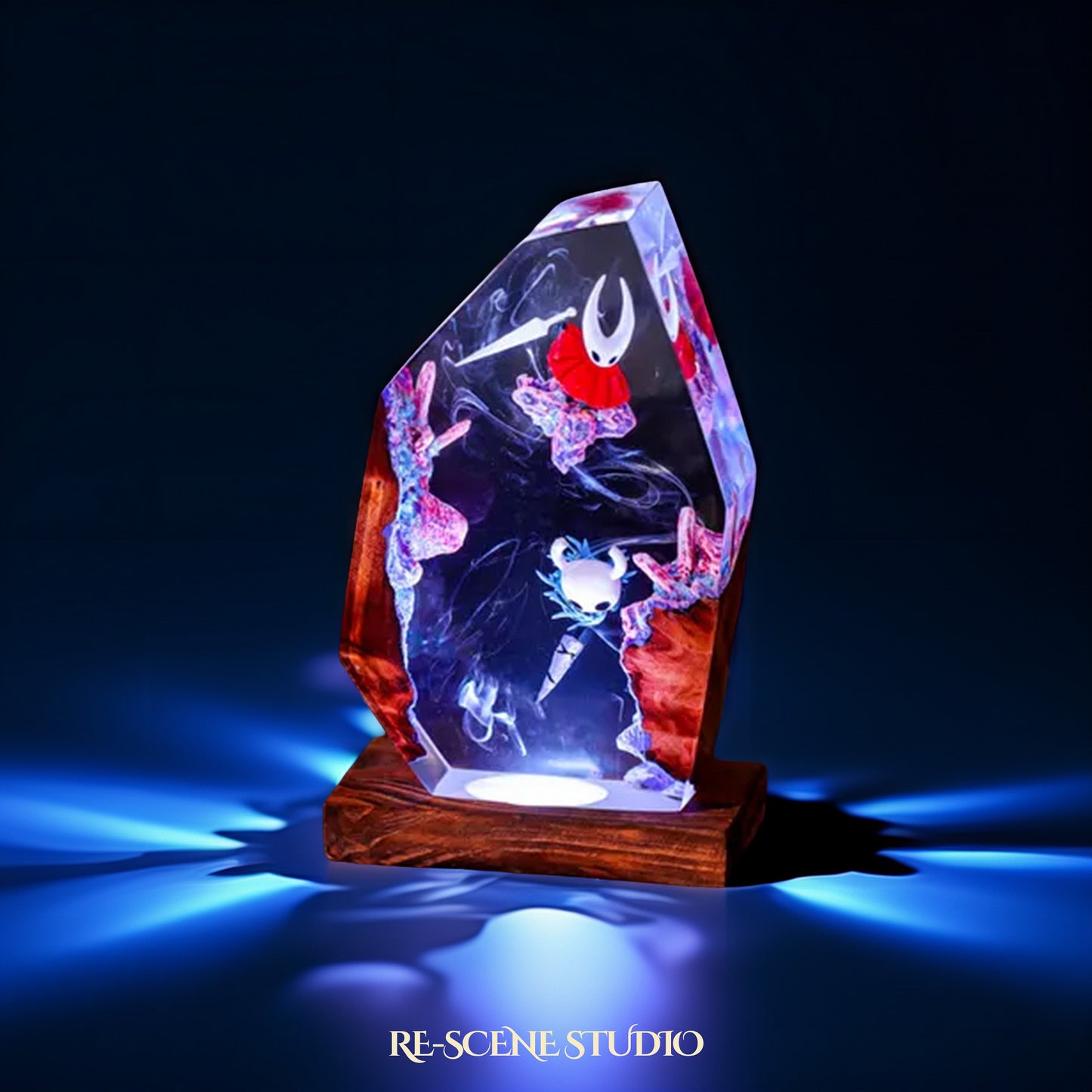 H.ornet Resin Lamp V3 — Detailed Display | Premium 3D Resin Diorama with RGB Color-Changing Light