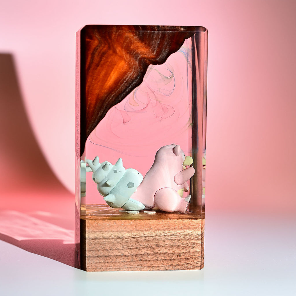 Slowbro Resin Epoxy Lamp Multicolor / Size XL: 16 x 7 x 7 (cm) – Handmade Epoxy Resin Lamp by Rescene Studio | Rescene Studio