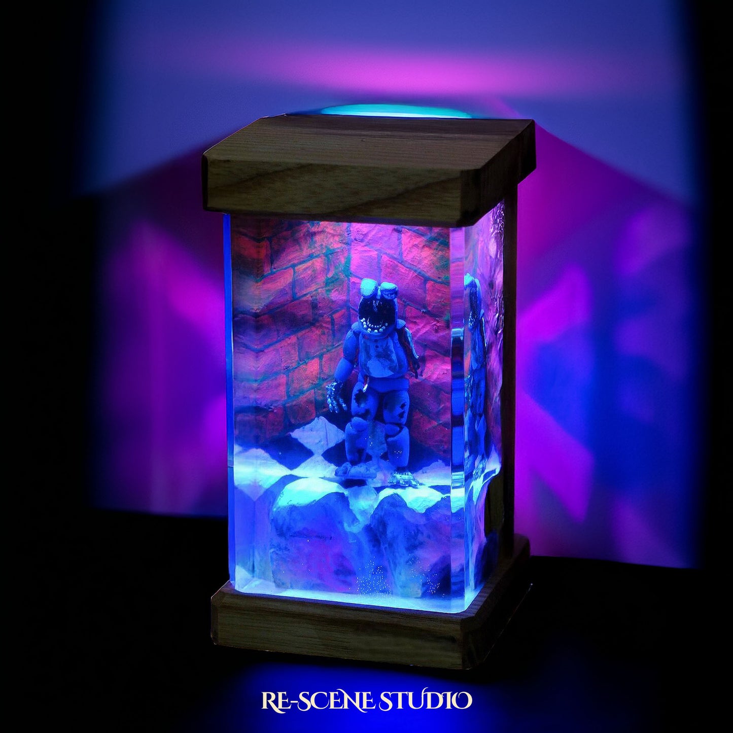 Spring Bonnie Resin Epoxy Lamp Multicolor / Size M: 6 x 6 x 12 (cm) – Handmade Resin Lamp by Rescene Studio | Rescene Studio