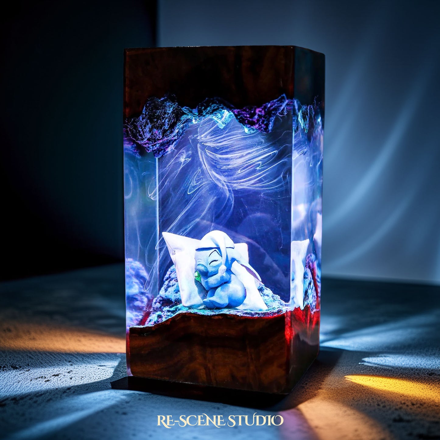 Stitch Resin Lamp - Lilo and Stitch
