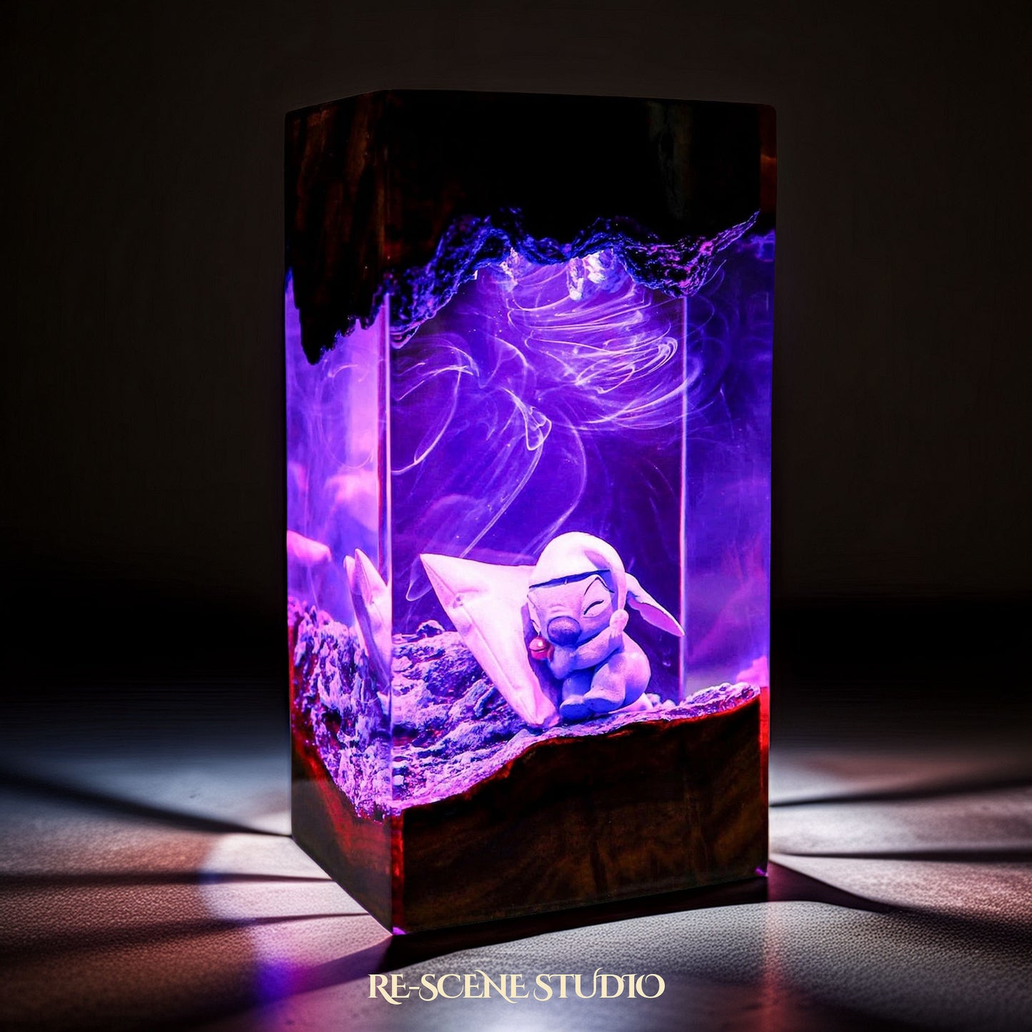 Stitch Resin Lamp - Lilo and Stitch