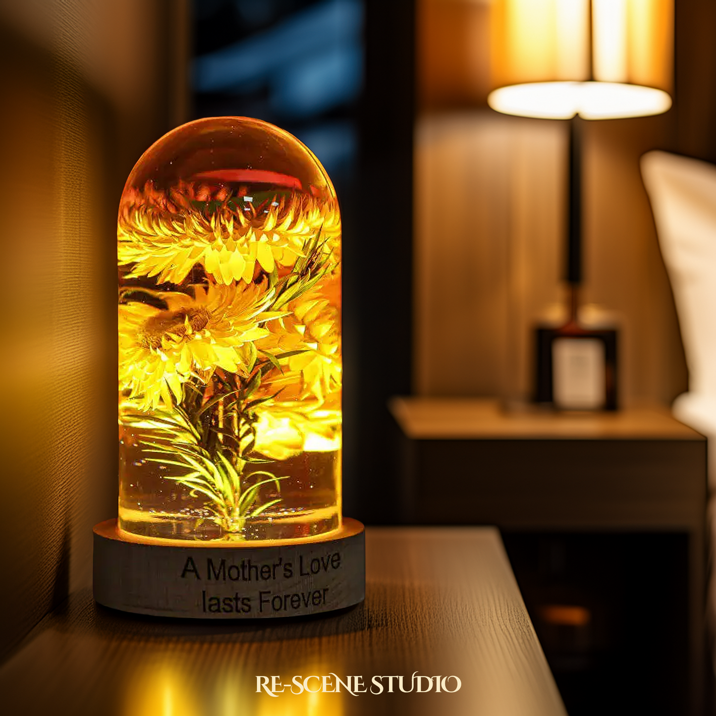 Everlasting Strawflower Resin Lamp No Engraving – Handmade Epoxy Resin Lamp by Rescene Studio | Rescene Studio