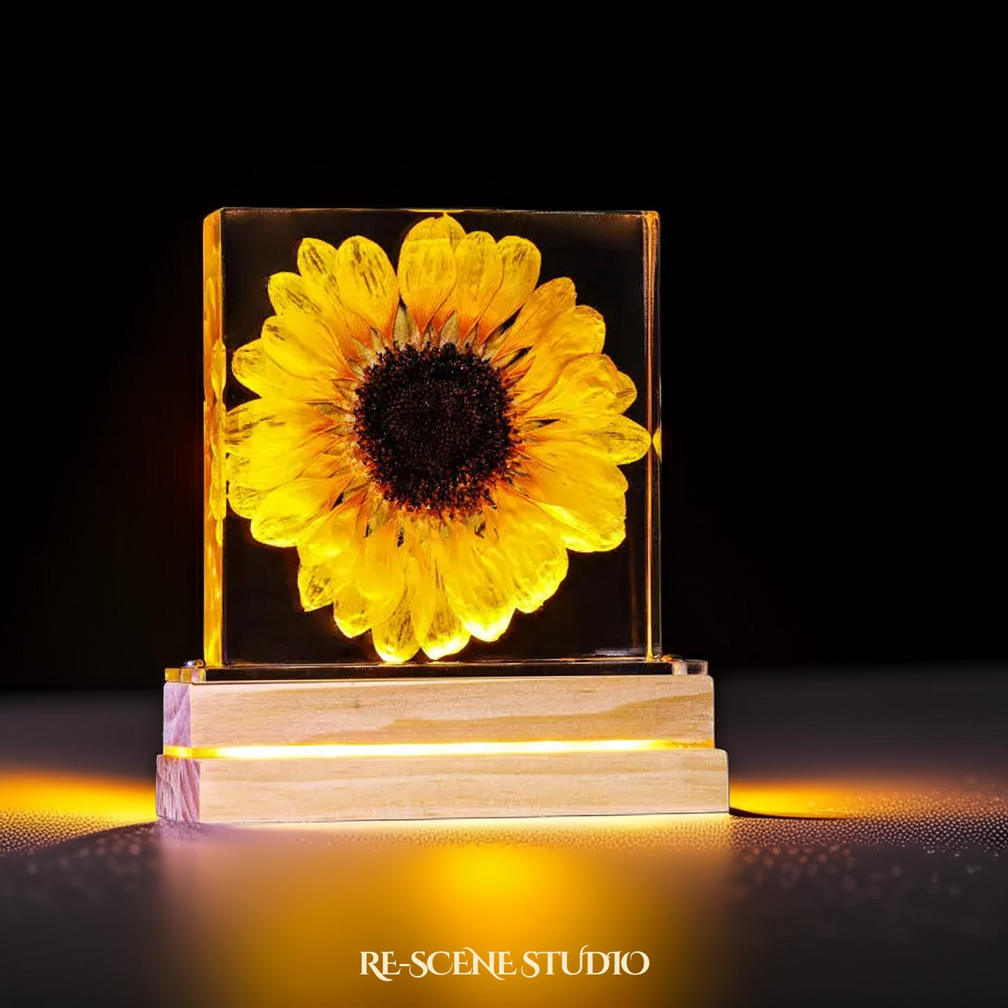 Sunflower Glow Resin Lamp Flower Only / No Engraving – Handmade Epoxy Resin Lamp by Rescene Studio | Rescene Studio
