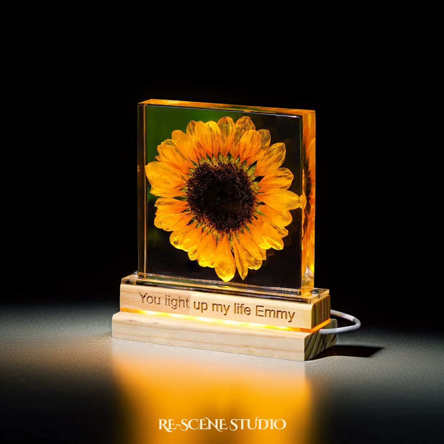Sunflower Glow Resin Lamp Flower Only / No Engraving – Handmade Epoxy Resin Lamp by Rescene Studio | Rescene Studio