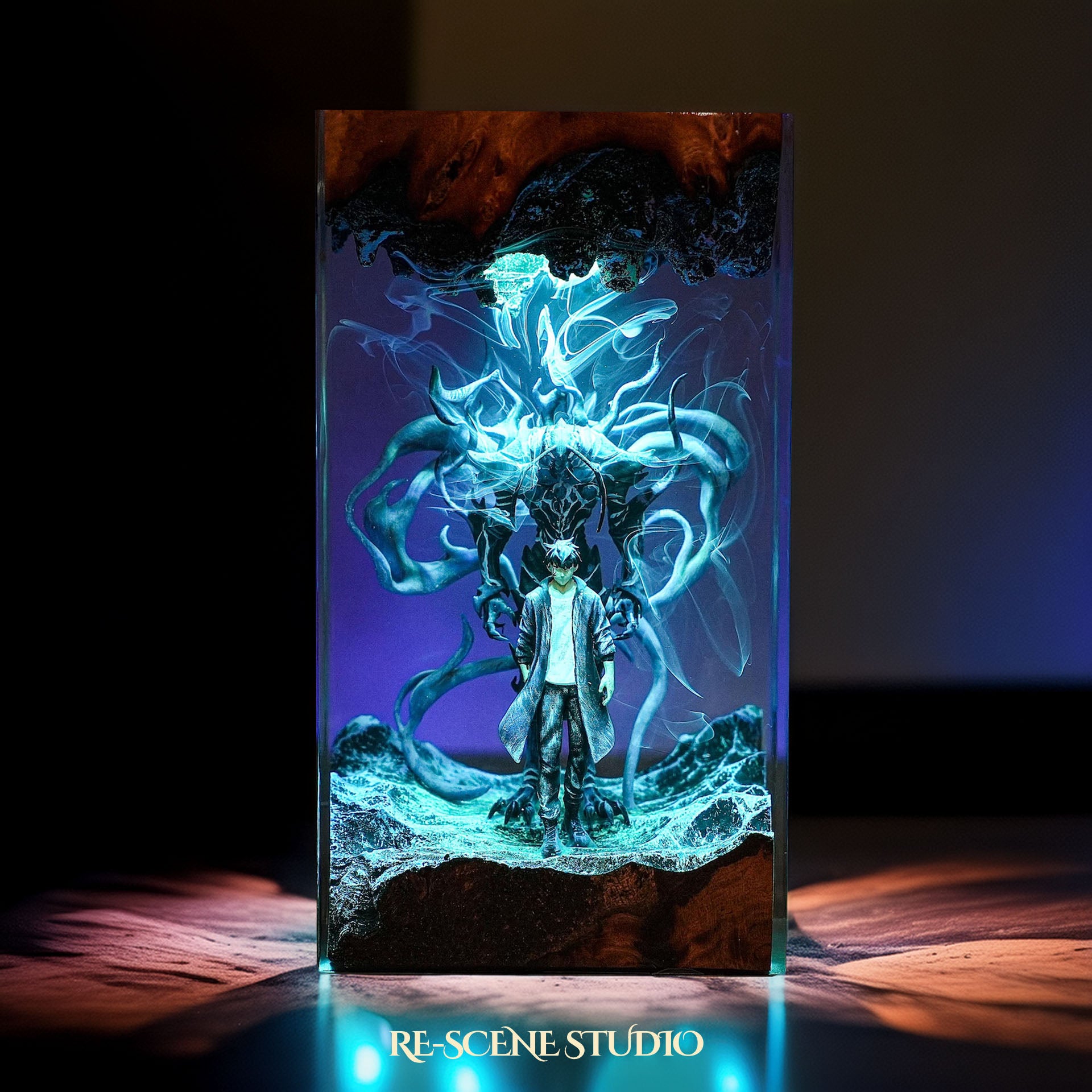 Sung Jin-woo Resin Lamp - Solo Leveling Multicolor / Size M: 7 x 13 x 7 (cm) – Handmade Epoxy Resin Lamp by Rescene Studio | Rescene Studio