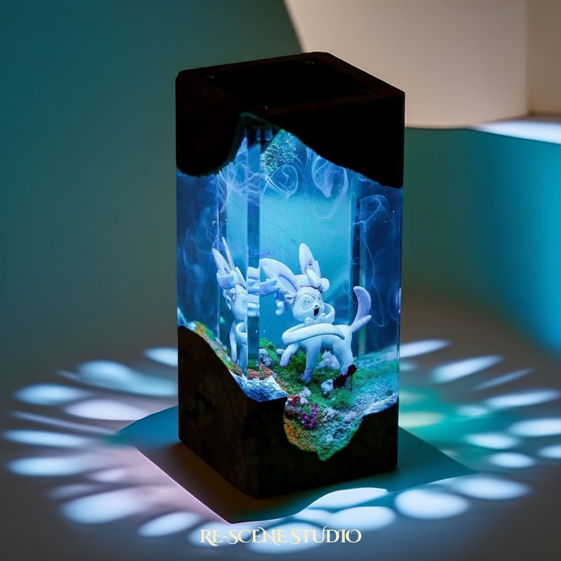 Sylveon Fairy Bloom Resin Epoxy Lamp Multicolor / Size XL: 8.5 x 8.5 x 16 (cm) – Handmade Epoxy Resin Lamp by Rescene Studio | Rescene Studio