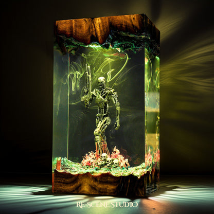 T-800 Endoskeleton Resin Lamp - The Terminator