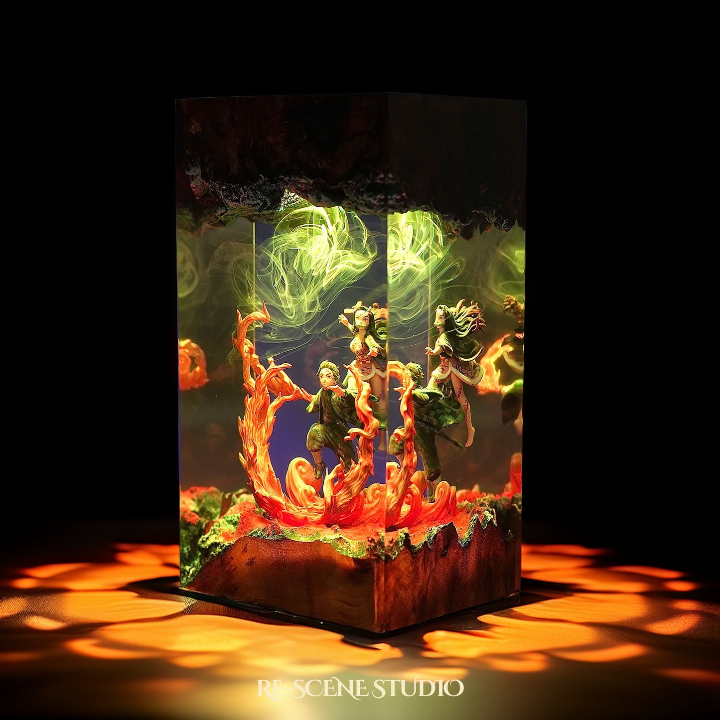 Tanjiro & Nezuko Resin Epoxy Lamp – Demon Slayer Multicolor / Size M: 13 x 6.5 (cm) – Handmade Resin Lamp by Rescene Studio | Rescene Studio