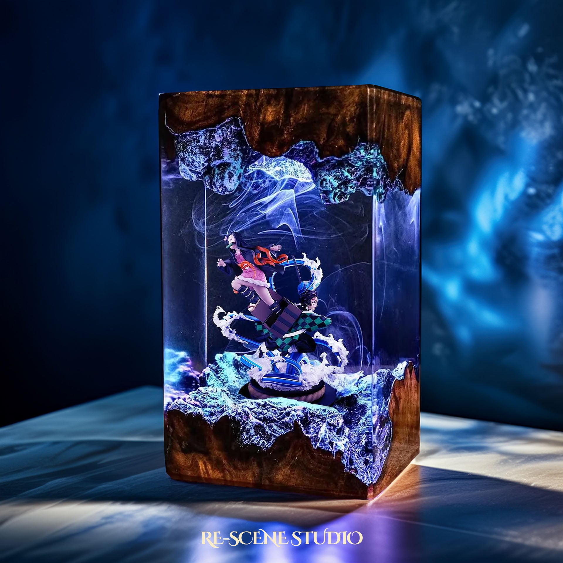 Tanjiro & Nezuko Resin Lamp 02 – Demon Slayer Multicolor / Size M: 7 x 13 x 7 (cm) – Handmade Epoxy Resin Lamp by Rescene Studio | Rescene Studio