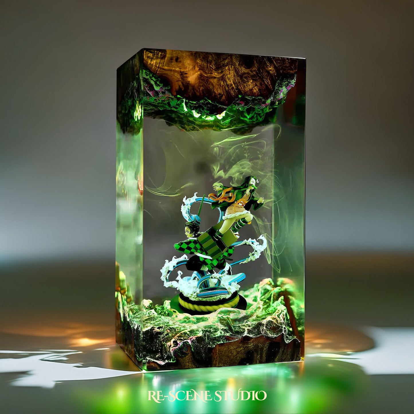 Tanjiro & Nezuko Resin Lamp 02 – Demon Slayer Multicolor / Size M: 7 x 13 x 7 (cm) – Handmade Resin Lamp by Rescene Studio | Rescene Studio