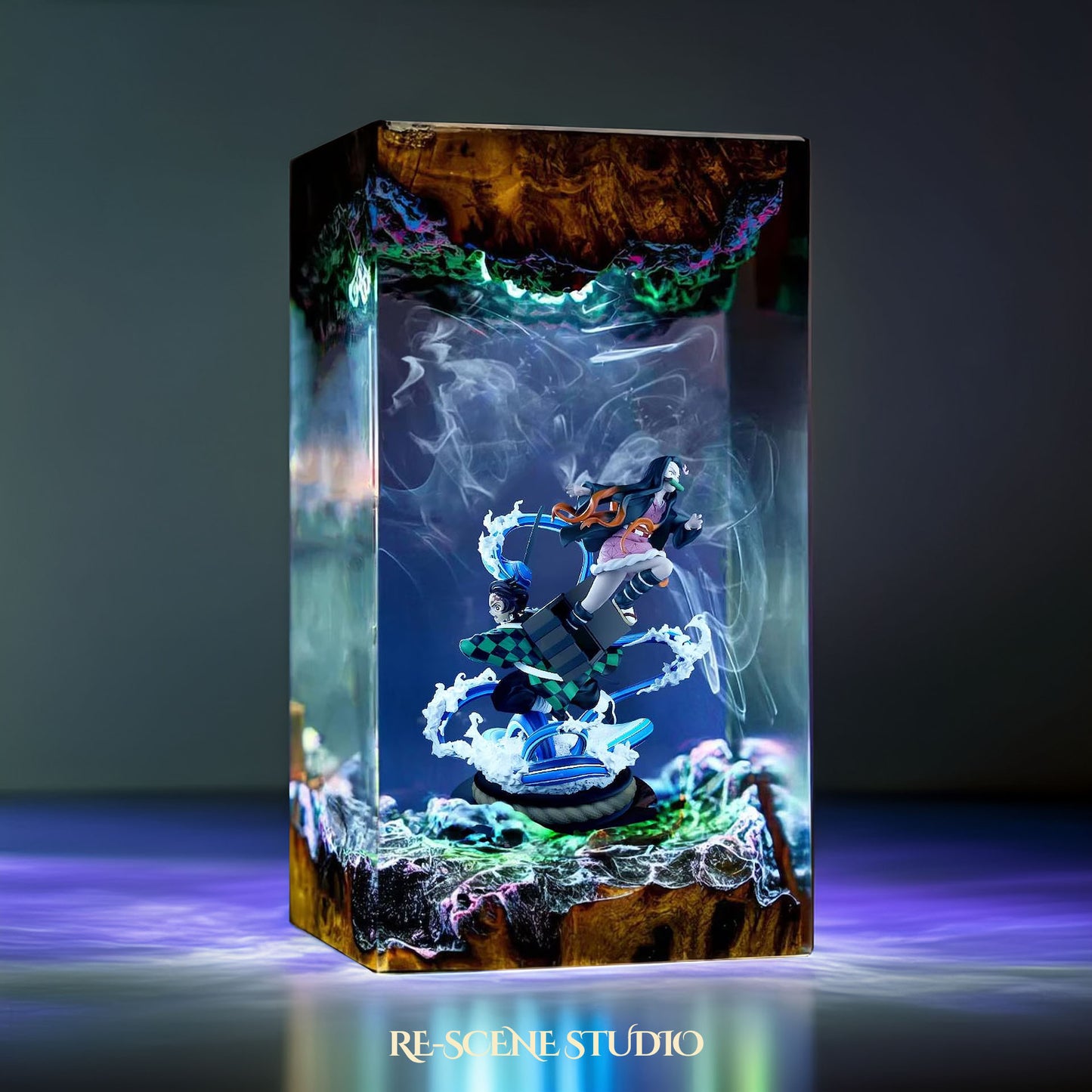 Tanjiro & Nezuko Resin Lamp 02 – Demon Slayer Multicolor / Size M: 7 x 13 x 7 (cm) – Handmade Resin Lamp by Rescene Studio | Rescene Studio